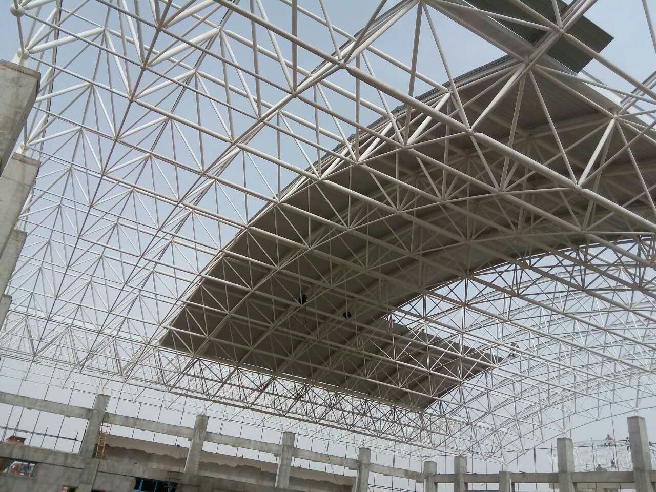 晋江青岛一汽网架
